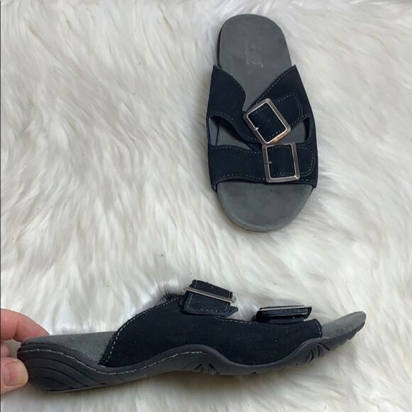 J-41 Adventure On Pingree Suede Slides Size 6 - Picture 1 of 6